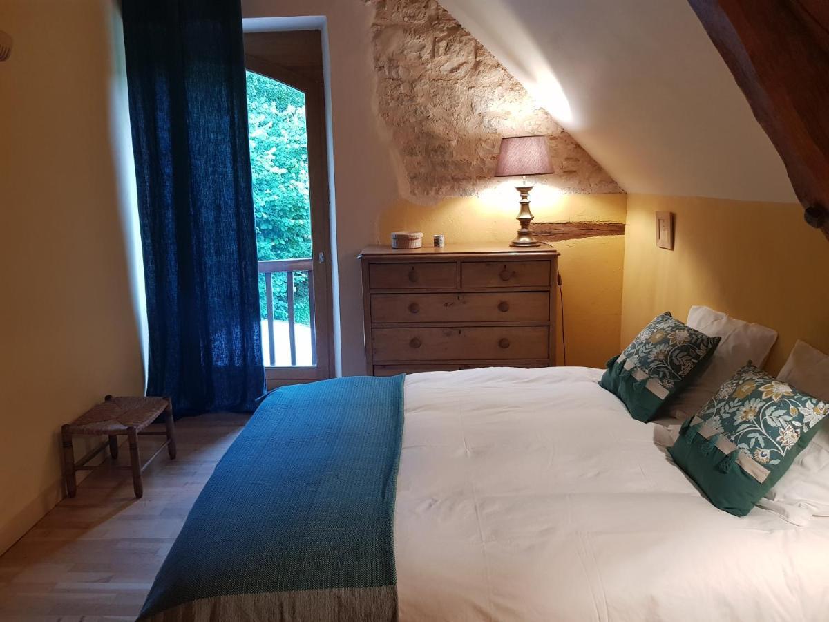 Le Moulin De Jules Et Akasha Bed and Breakfast Murat Εξωτερικό φωτογραφία