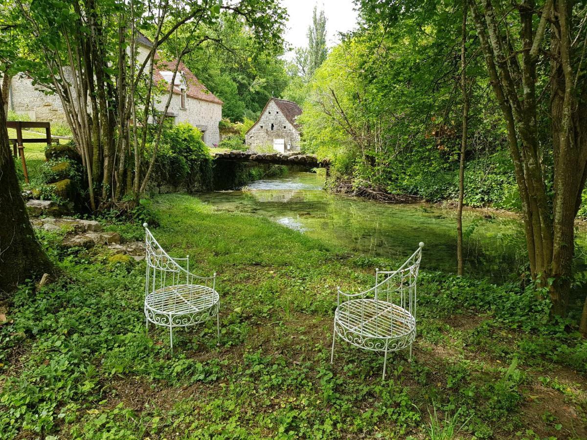 Le Moulin De Jules Et Akasha Bed and Breakfast Murat Εξωτερικό φωτογραφία