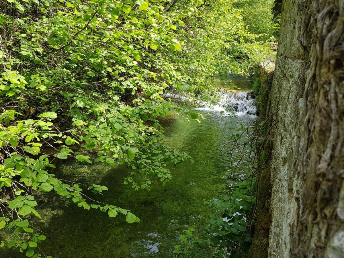 Le Moulin De Jules Et Akasha Bed and Breakfast Murat Εξωτερικό φωτογραφία